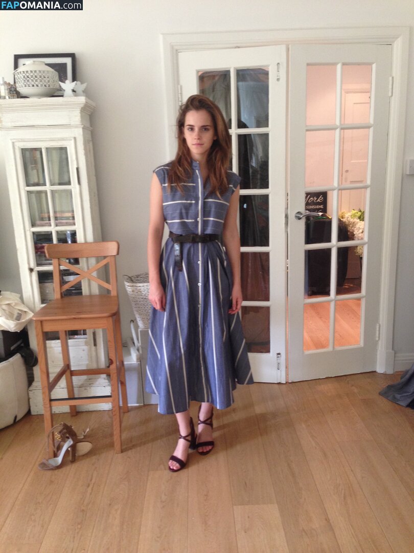 Emma Watson Nu Foto vazada #88