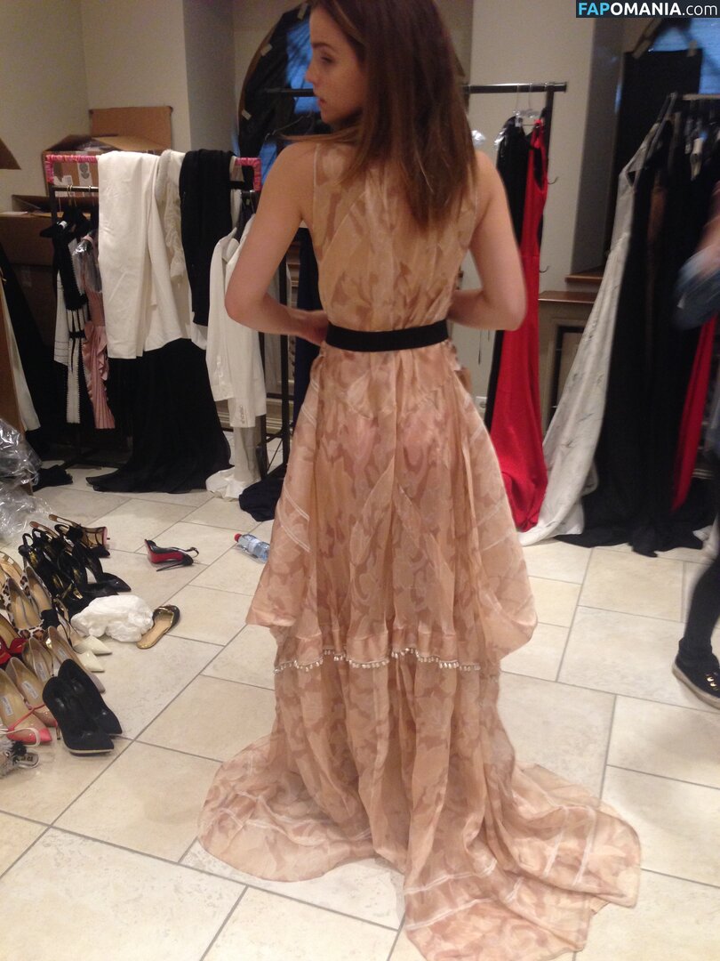 Emma Watson Nu Foto vazada #99