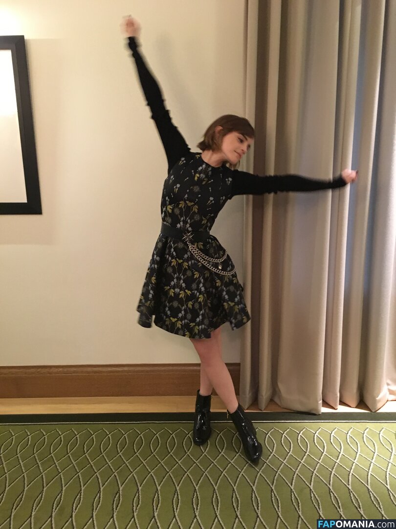Emma Watson Nu Foto vazada #127