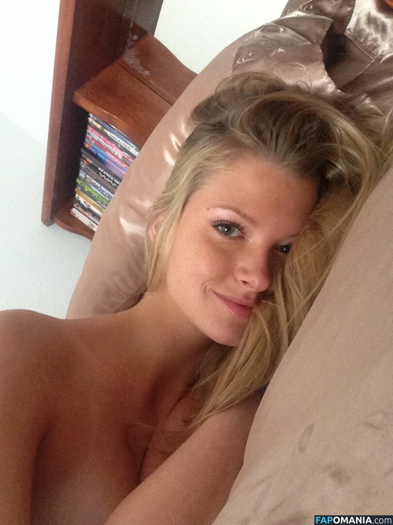 Erin Cummins Nu Foto vazada #53