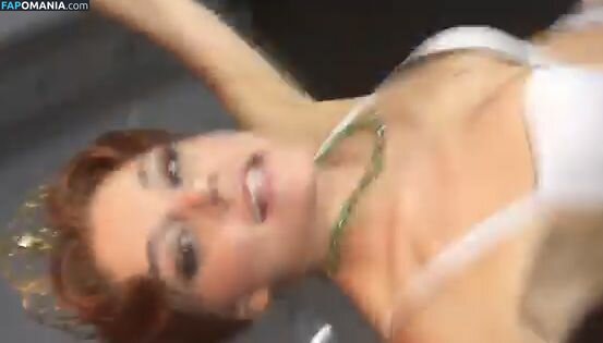 Faye Brookes Nu Foto vazada #29