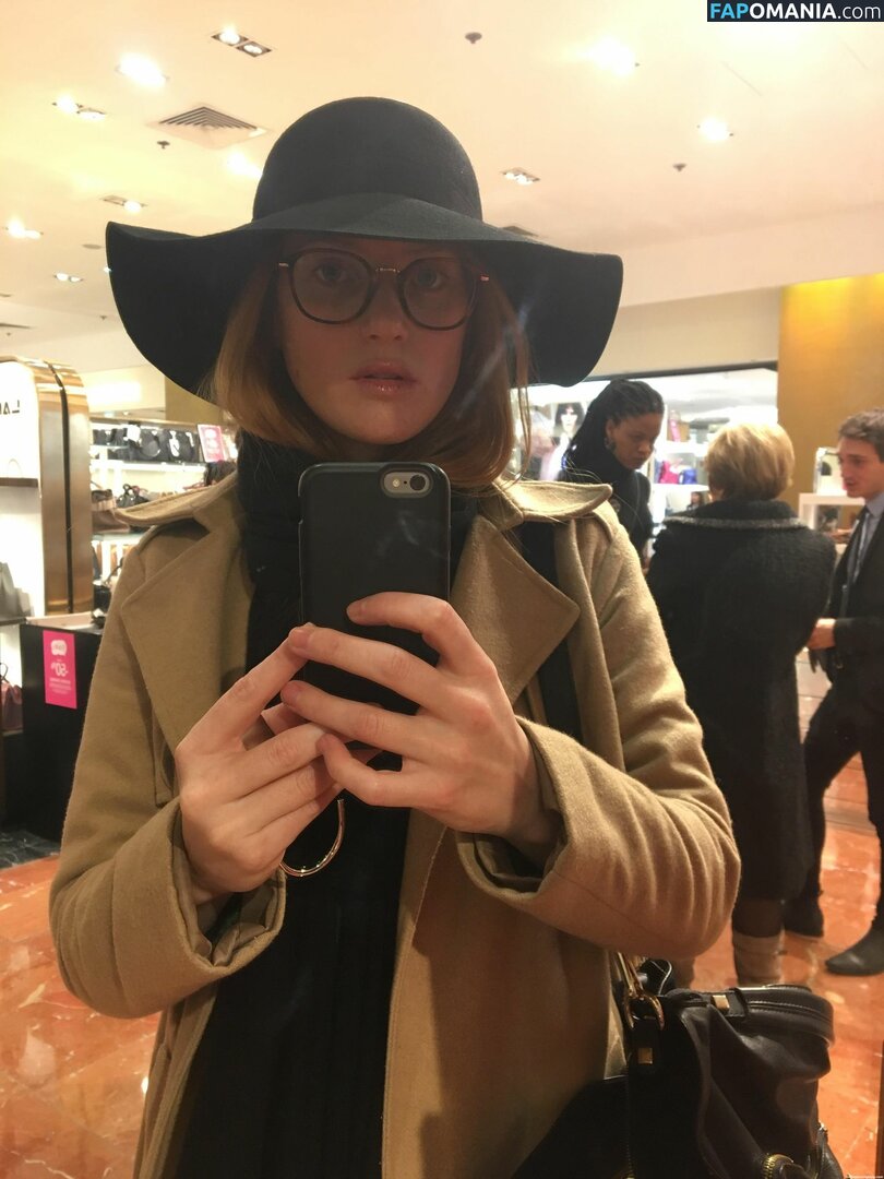 Fleur Geffrier Nu Foto vazada #34