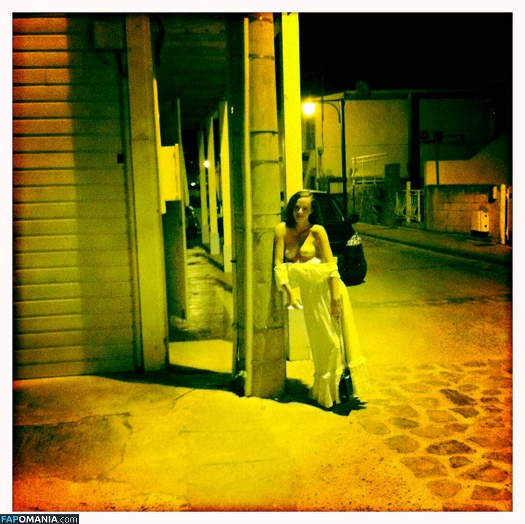 Hailey Gates And Paige Elkington Nu Foto vazada #83