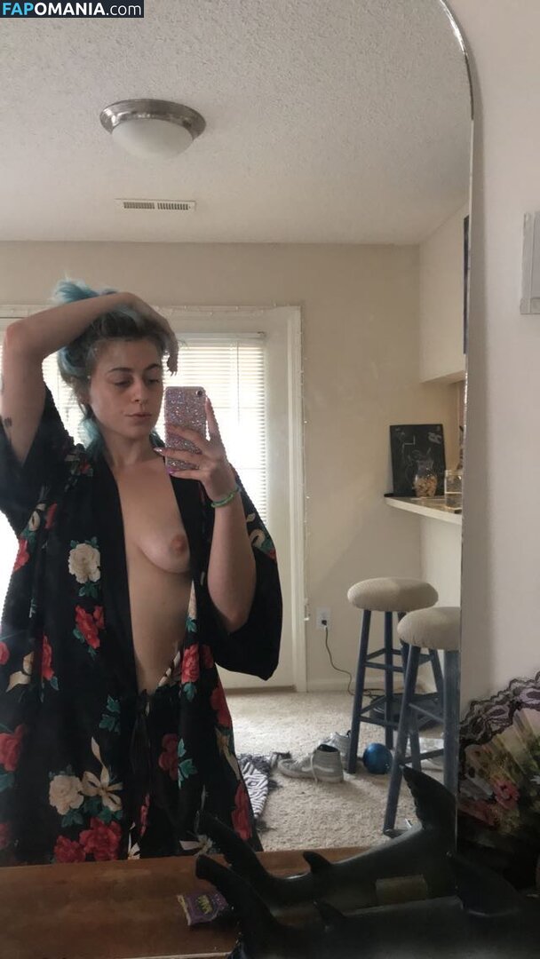 Hannah Schewel Nu Foto vazada #27