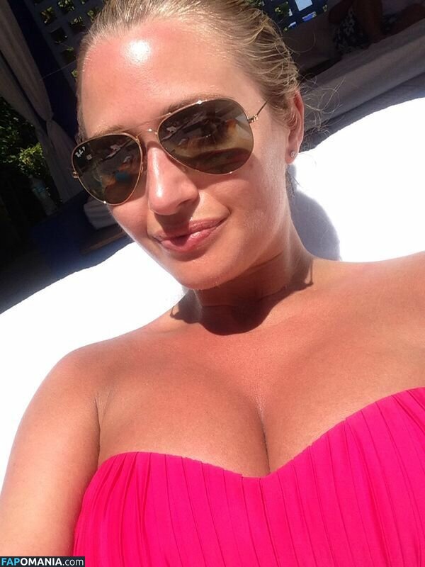 Hayley McQueen Nu Foto vazada #10