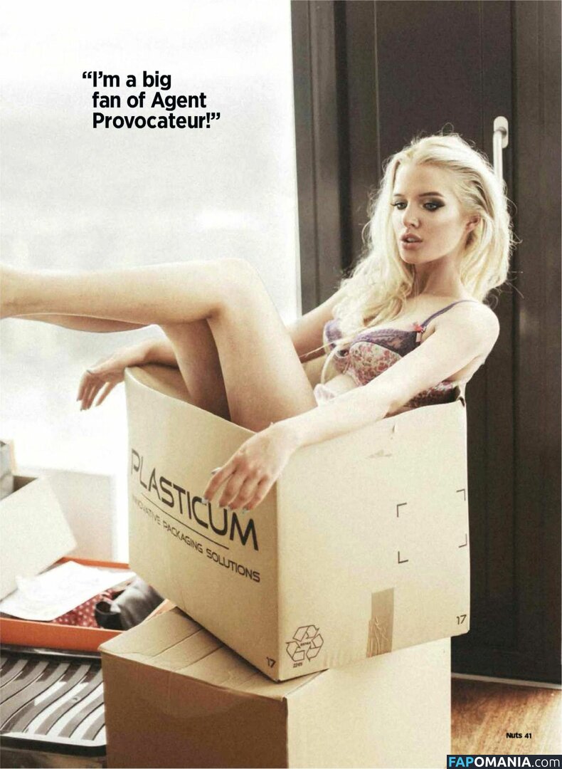 Helen Flanagan Nu Foto vazada #1