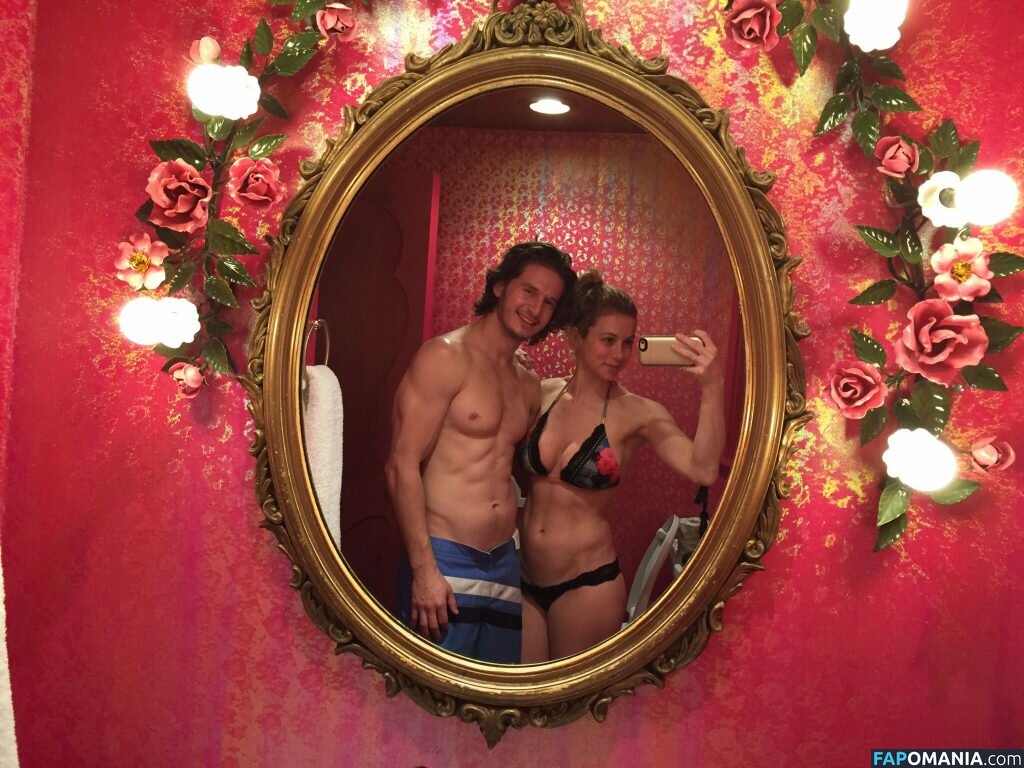Iliza Shlesinger Nu Foto vazada #29