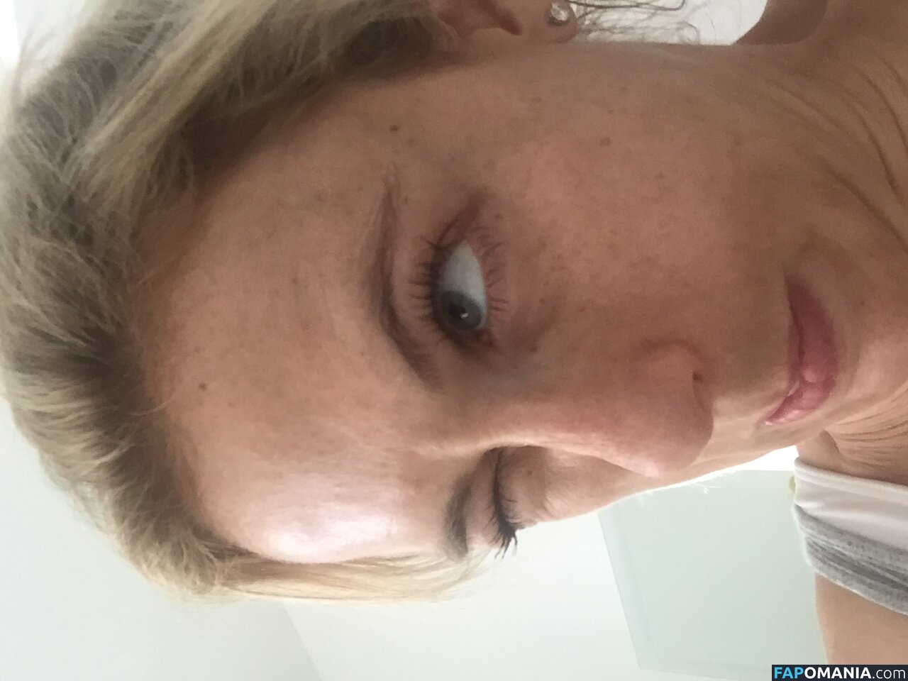 Iliza Shlesinger Nu Foto vazada #177