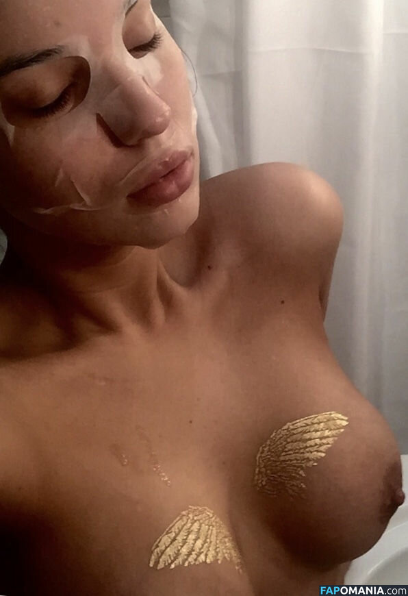 Ilona Kotelyukh Nu Foto vazada #2