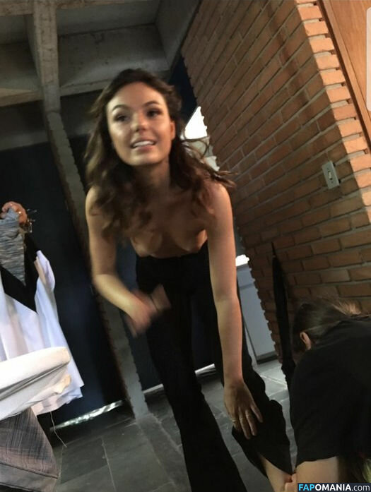 Isis Valverde Nu Foto vazada #1