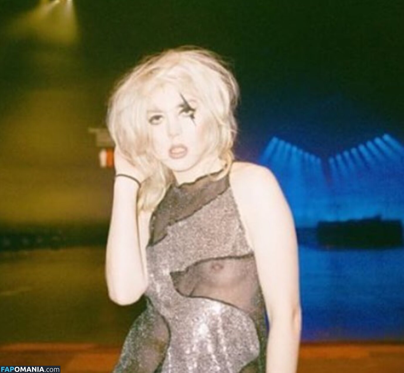 Izzy Phillips Nu Foto vazada #3