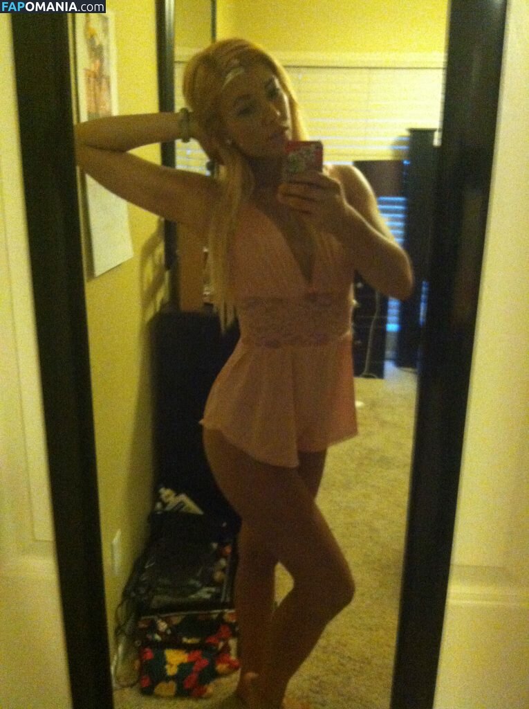 Jacqueline Dunford Nu Foto vazada #7