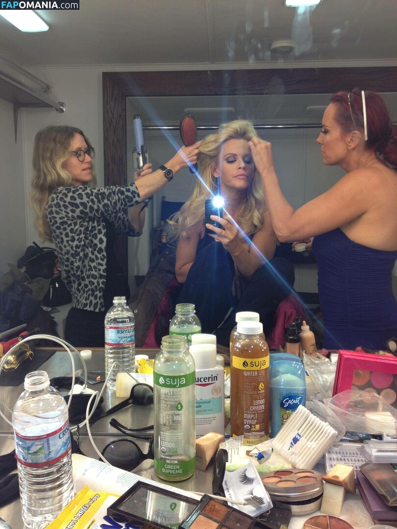 Jenny McCarthy Nu Foto vazada #2