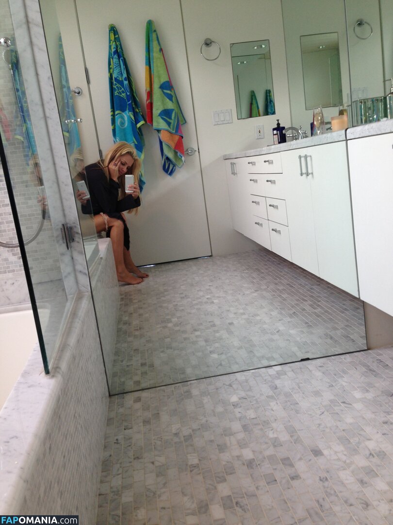 Jenny McCarthy Nu Foto vazada #19