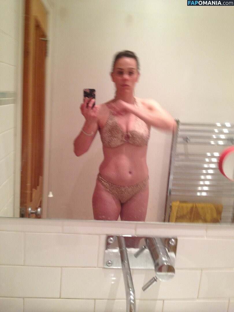 Jill Halfpenny Nu Foto vazada #11
