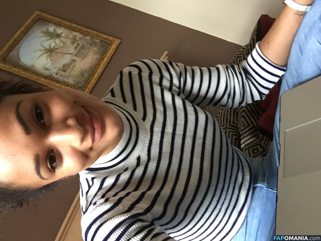 Jodie Williams Nu Foto vazada #37