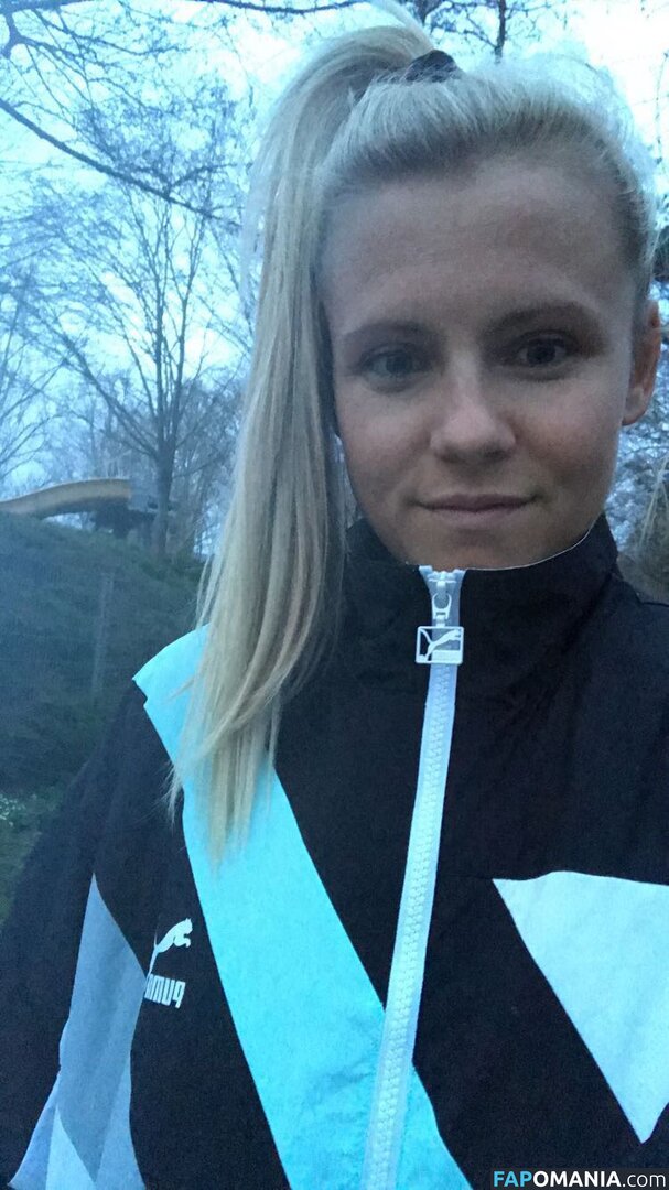 Julia Simic Nu Foto vazada #22