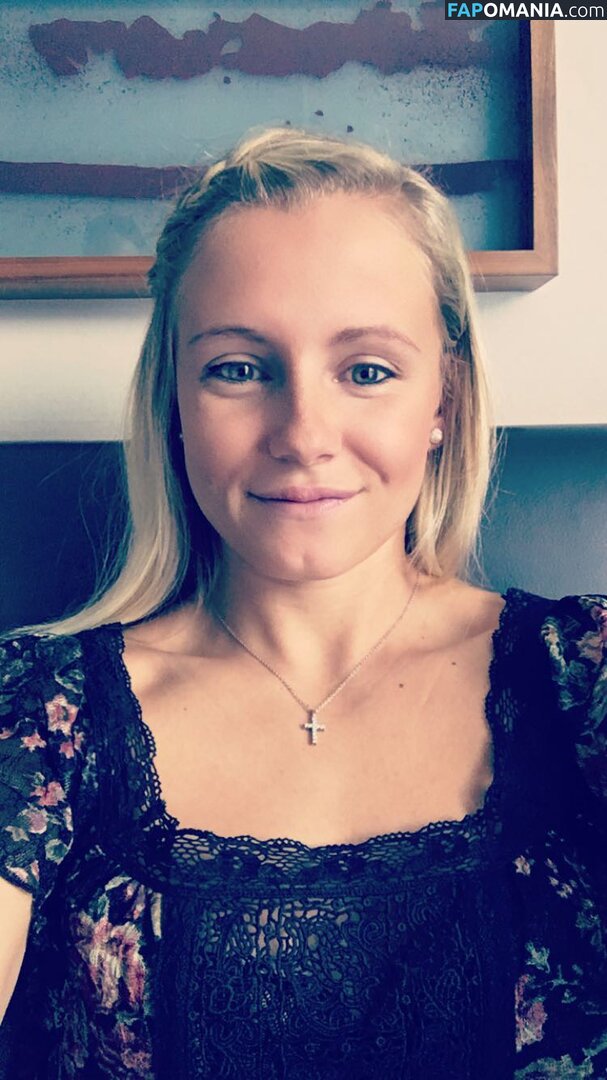 Julia Simic Nu Foto vazada #50