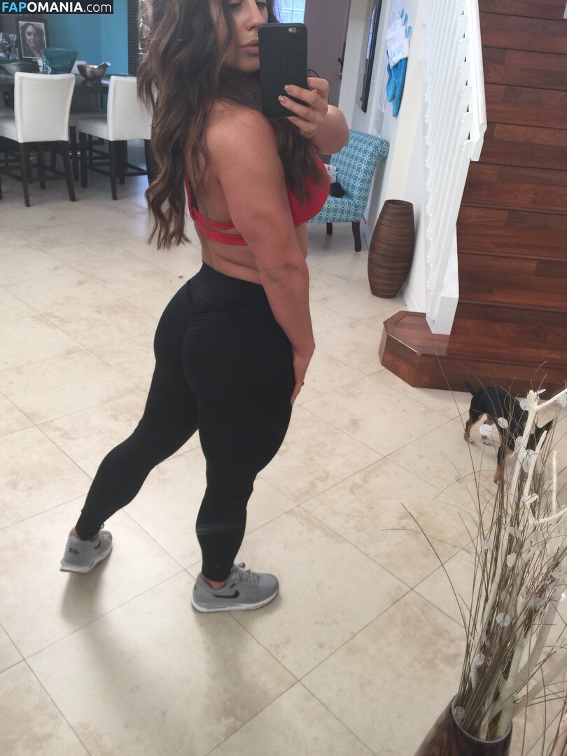 Kaitlyn WWE Nu Foto vazada #104