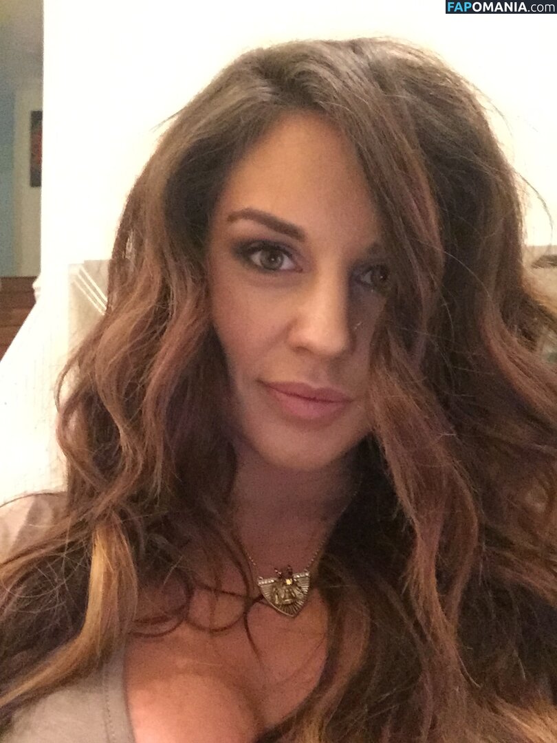 Kaitlyn WWE Nu Foto vazada #126