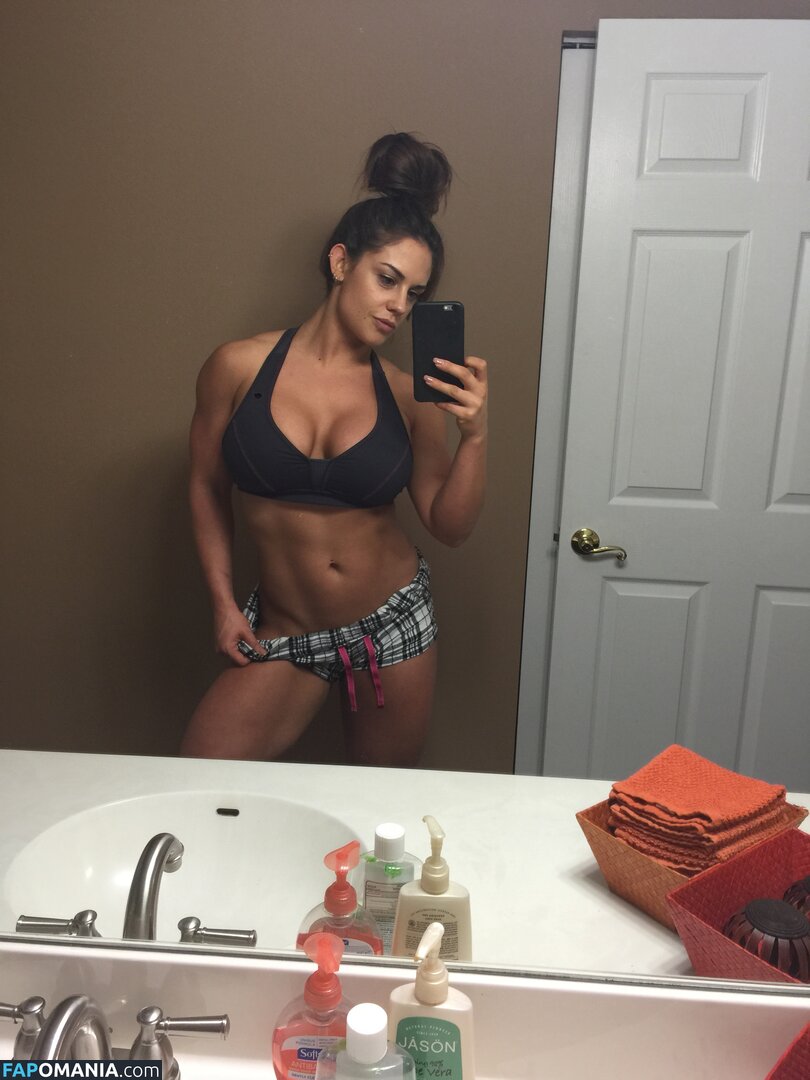 Kaitlyn WWE Nu Foto vazada #154