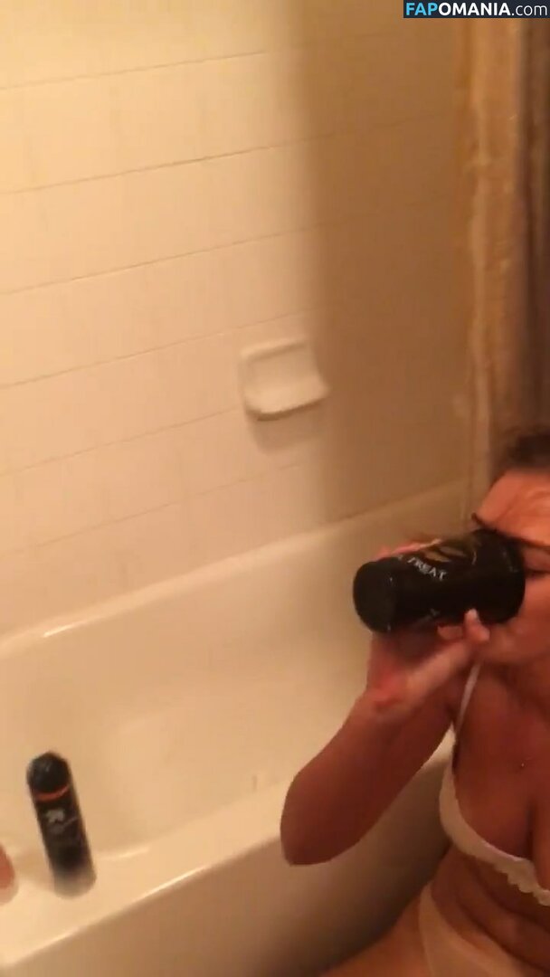 Kassidy Cook Nu Foto vazada #33