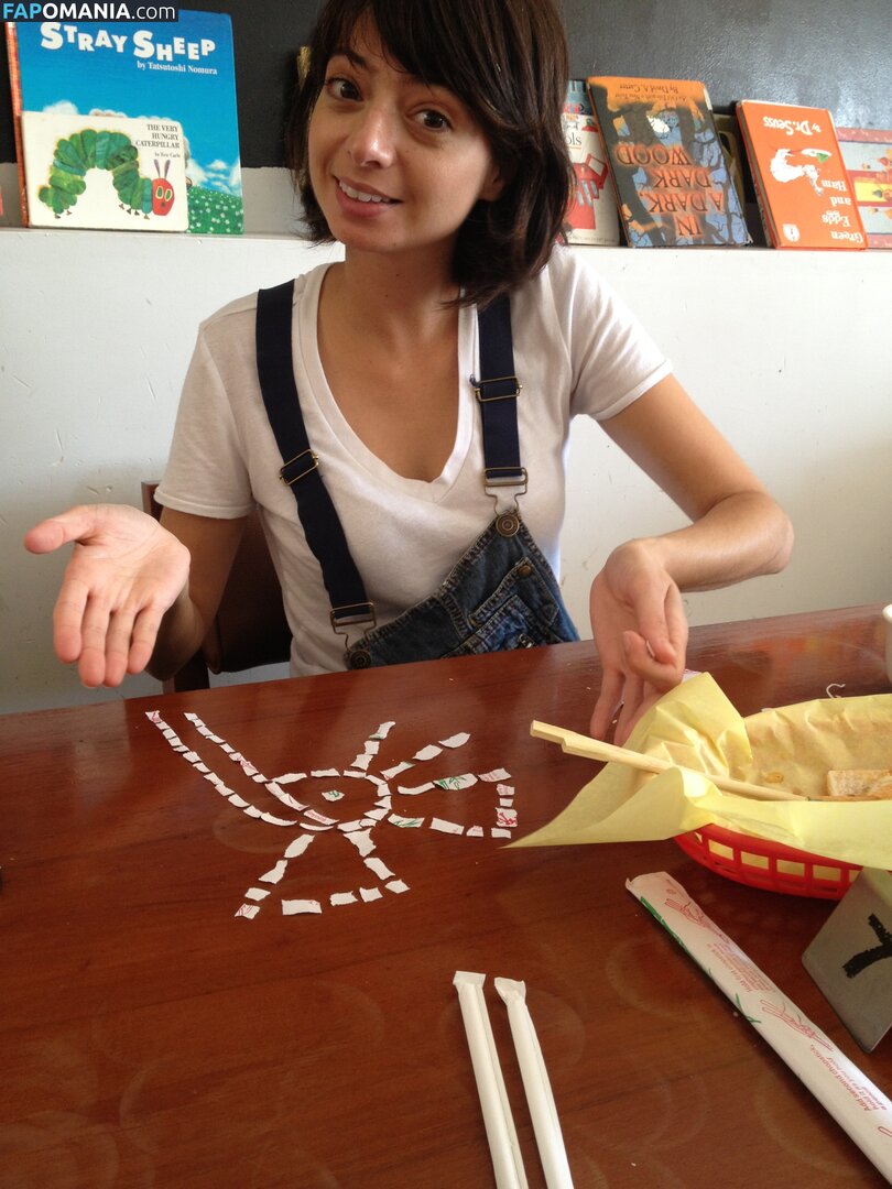 Kate Micucci Nu Foto vazada #1