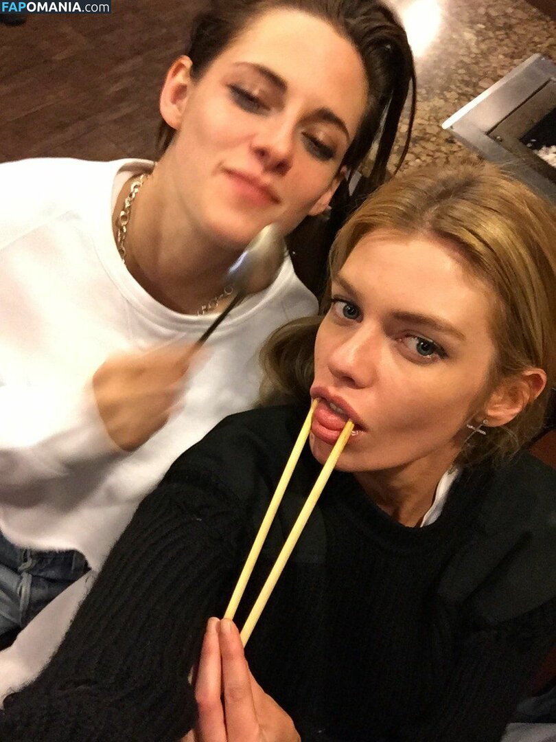 Kristen Stewart Nu Foto vazada #36