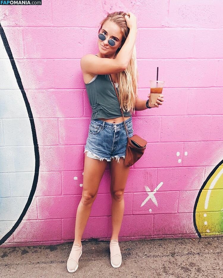 Kristie Mewis Nu Foto vazada #8