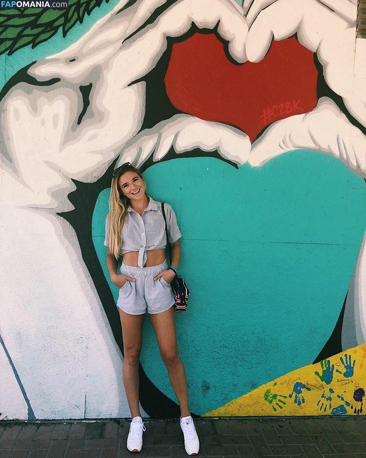 Kristie Mewis Nu Foto vazada #9