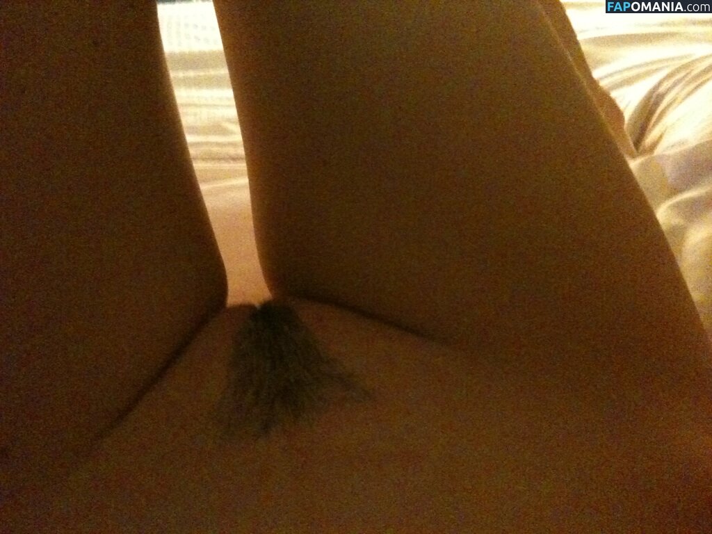 Krysten Ritter Nu Foto vazada #11