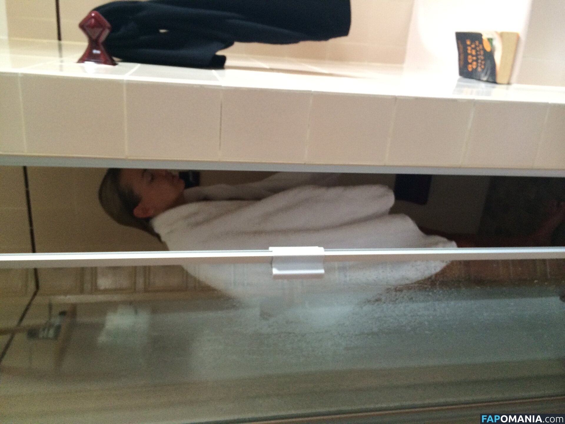 Lara Bingle Nu Foto vazada #252