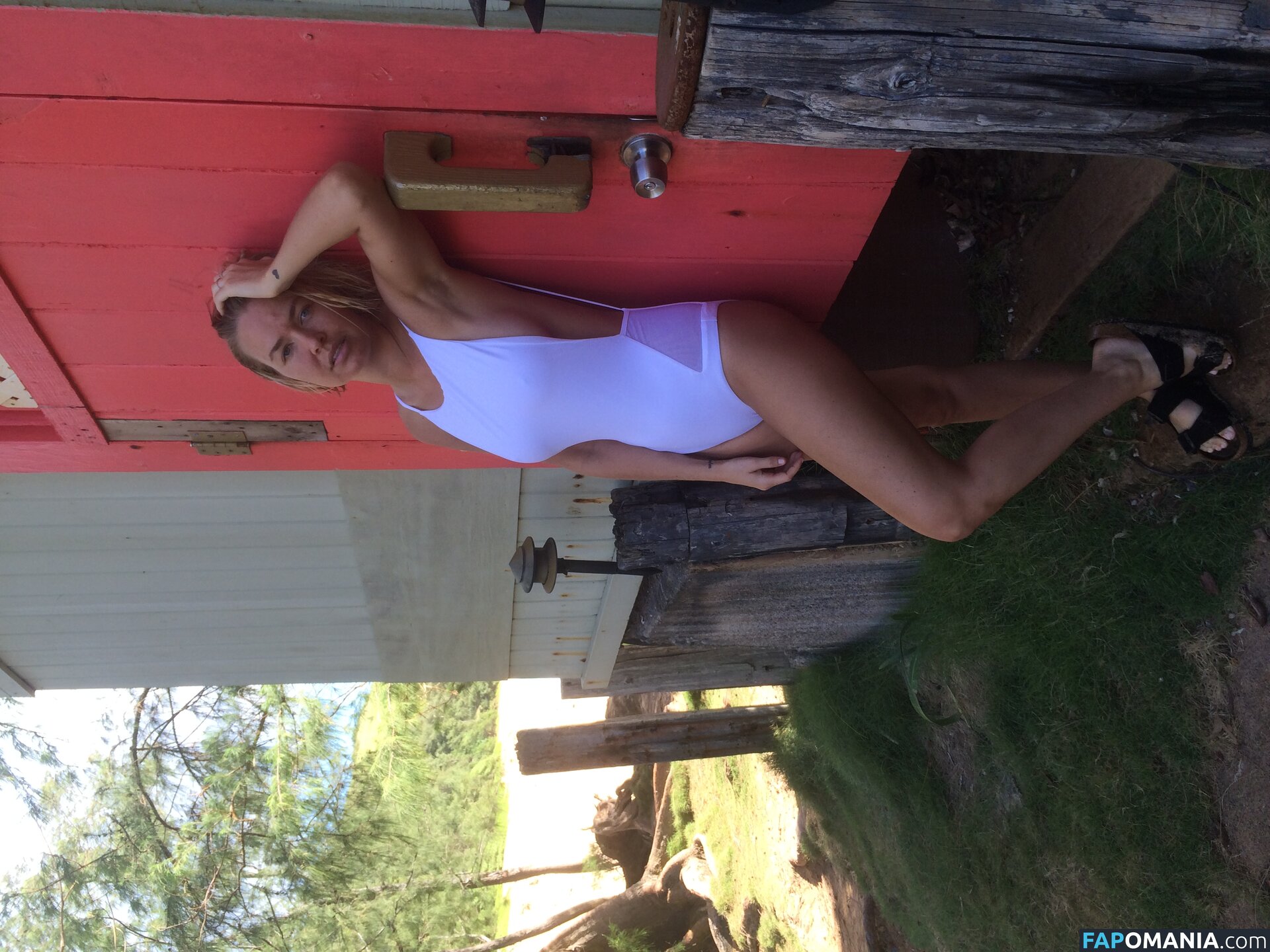 Lara Bingle Nu Foto vazada #327