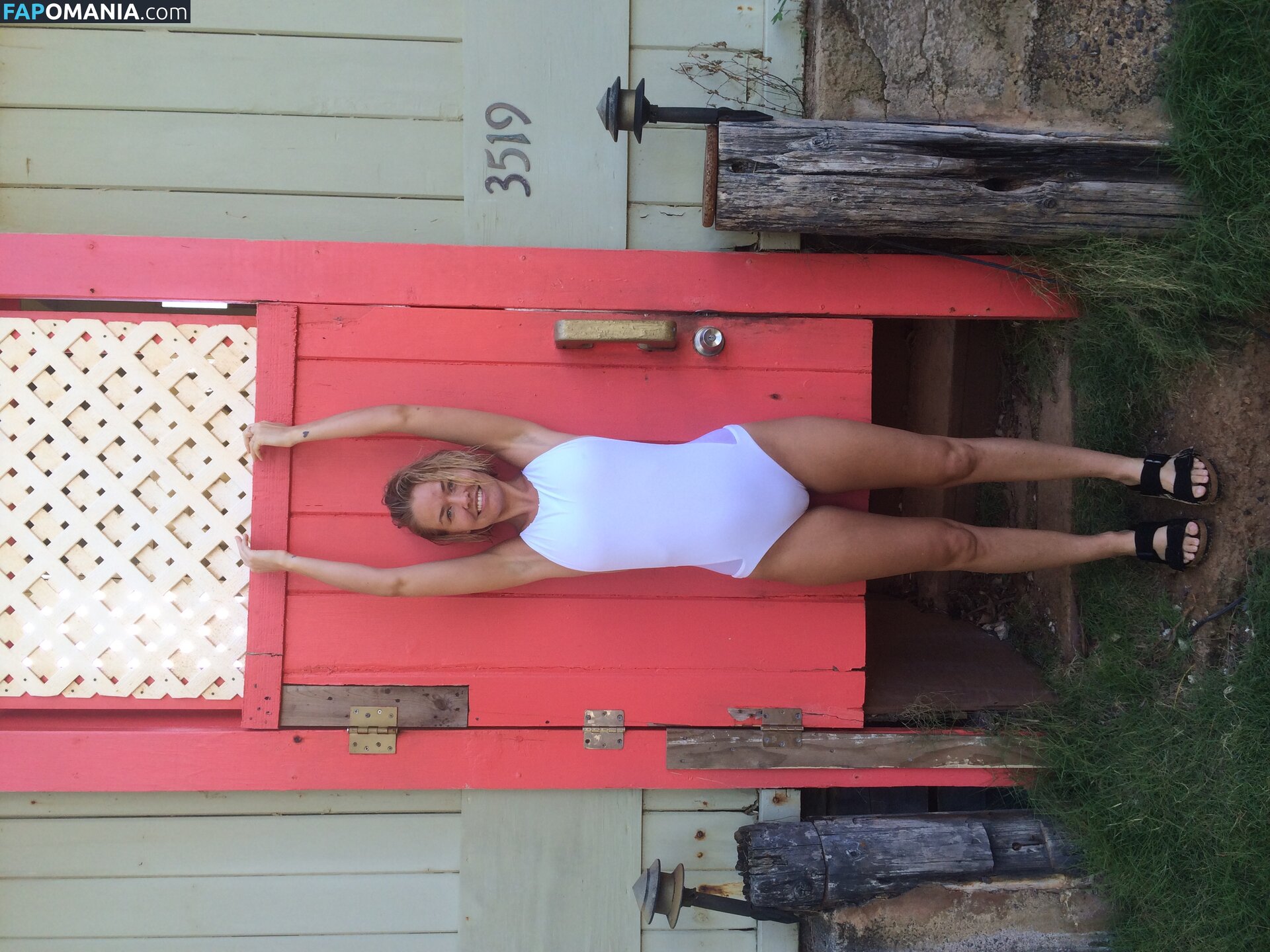 Lara Bingle Nu Foto vazada #341