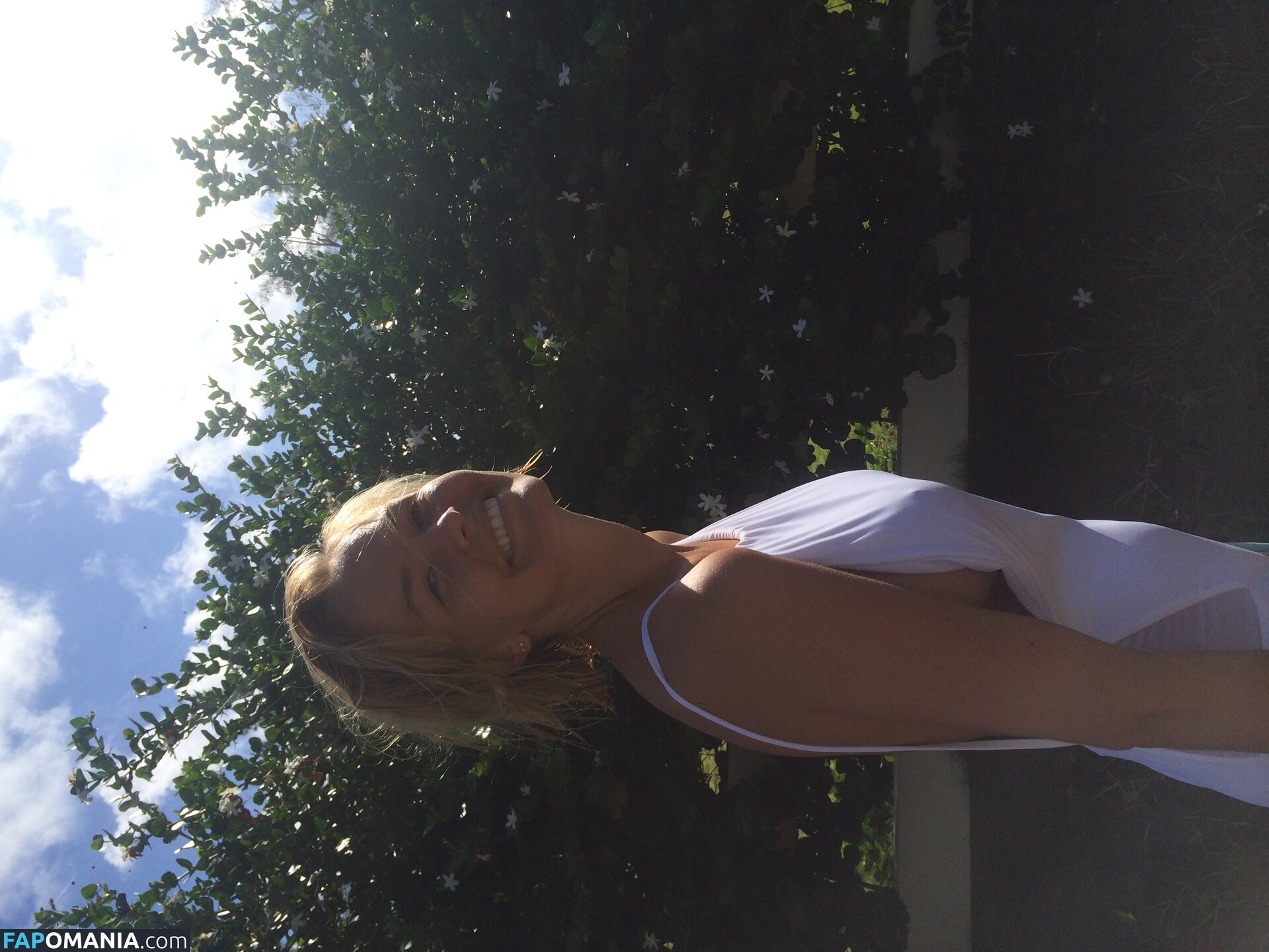 Lara Bingle Nu Foto vazada #375