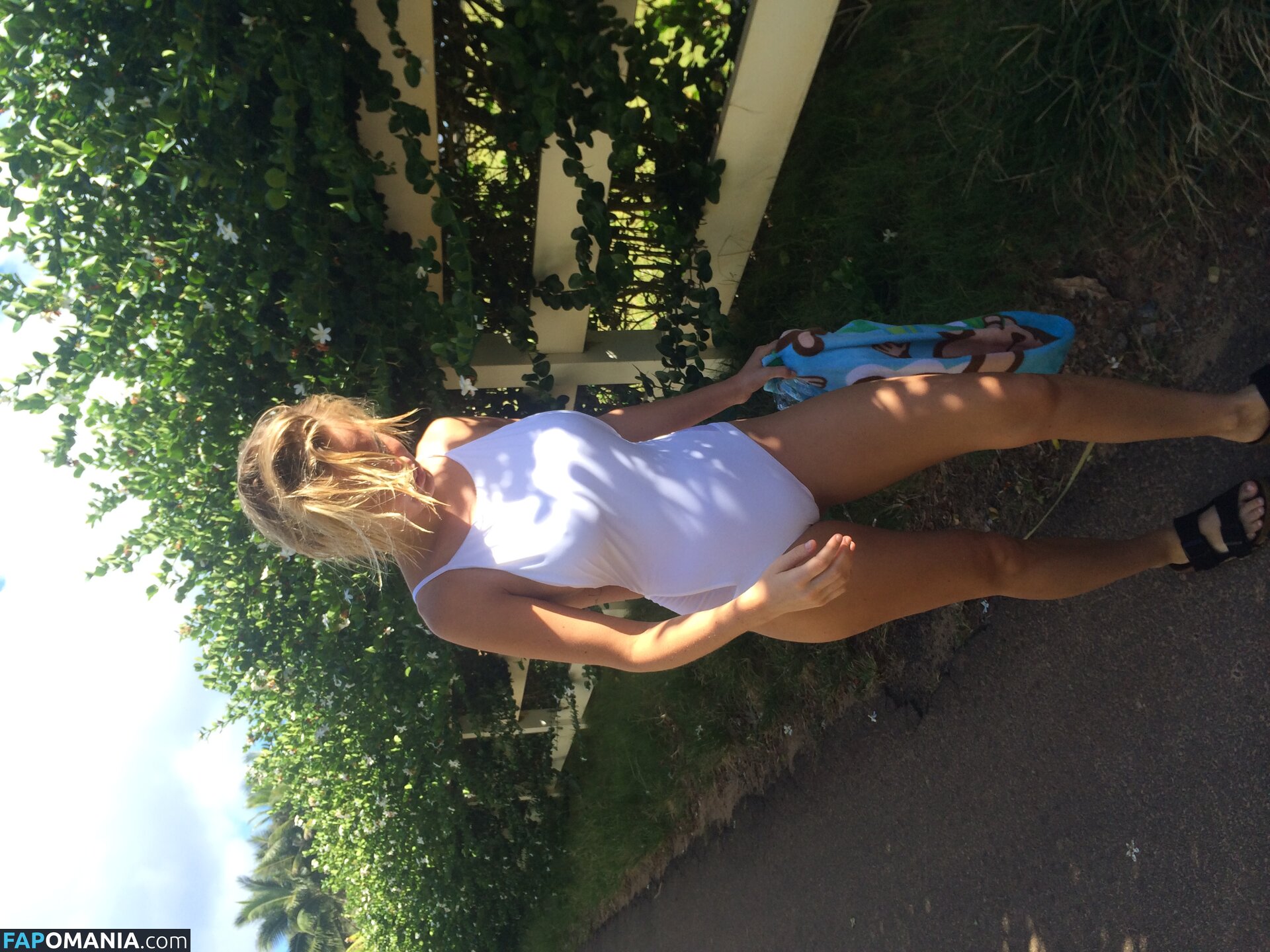 Lara Bingle Nu Foto vazada #386