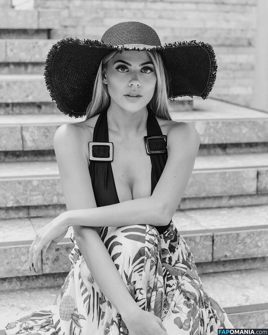 Laura Ortega Nu Foto vazada #13