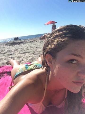 Lili Simmons Nu Foto vazada #17