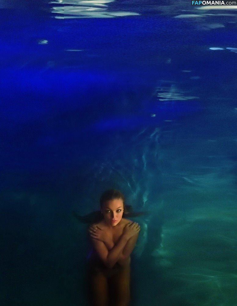 Lili Simmons Nu Foto vazada #68