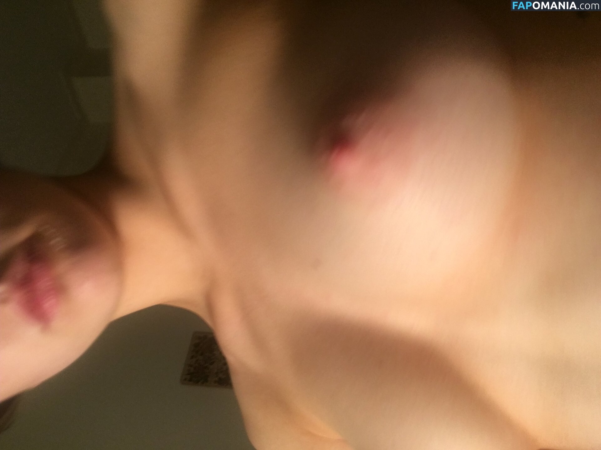Lily Mo Sheen / lily_sheen Nu OnlyFans  Foto vazada #373