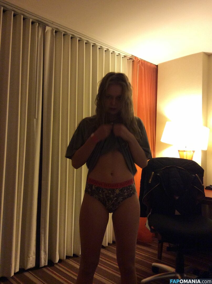 Lisa Zweerman Nu Foto vazada #11