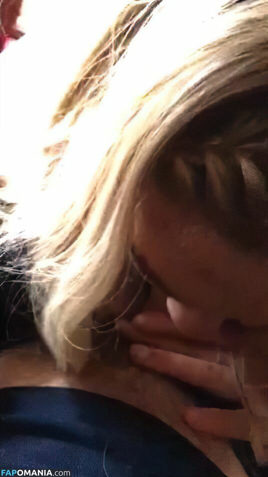 Louisa Johnson Nu Foto vazada #34