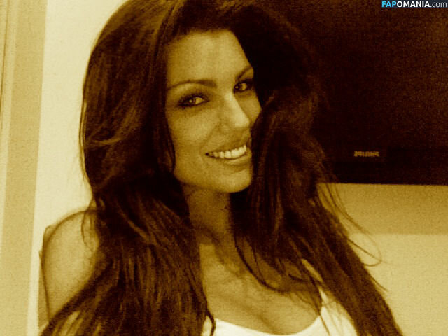 Louise Cliffe Nu Foto vazada #3