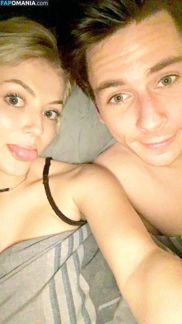 Lucy Fallon Nu Foto vazada #4