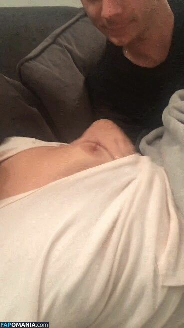 Lucy Fallon Nu Foto vazada #8