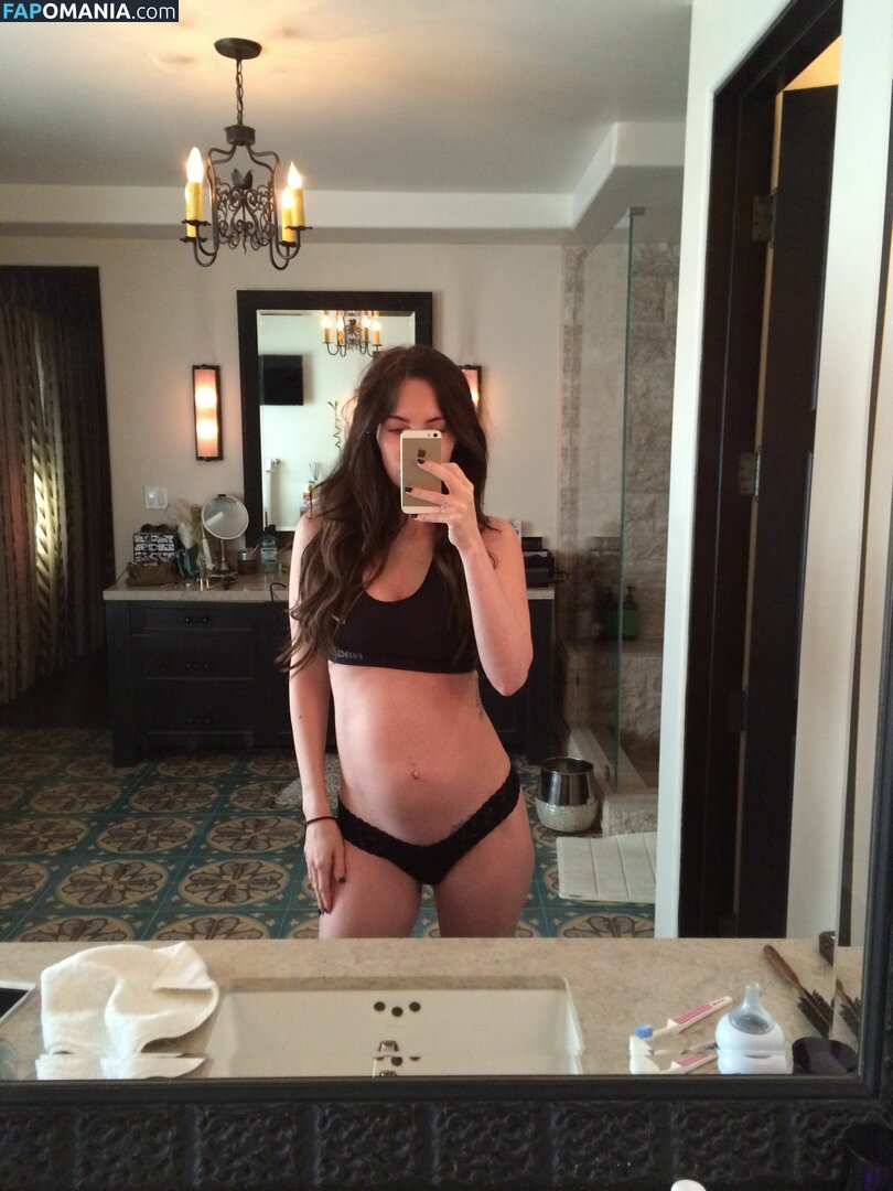 Megan Fox Nu Foto vazada #8
