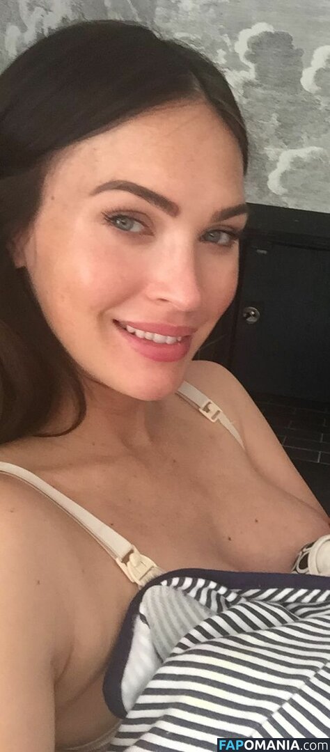 Megan Fox Nu Foto vazada #53