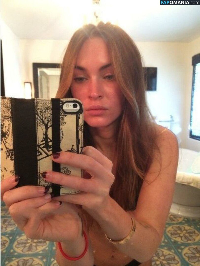 Megan Fox Nu Foto vazada #62