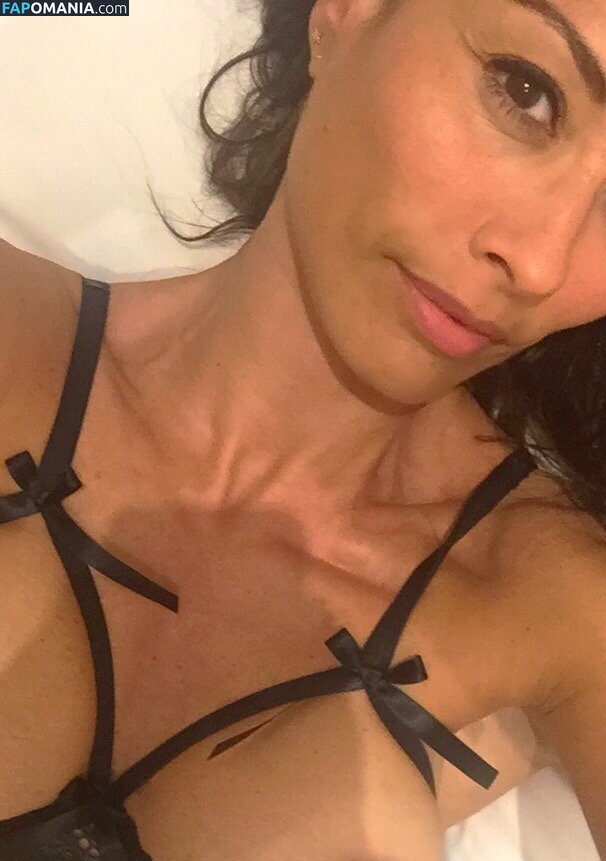 Melanie Sykes Nu Foto vazada #2