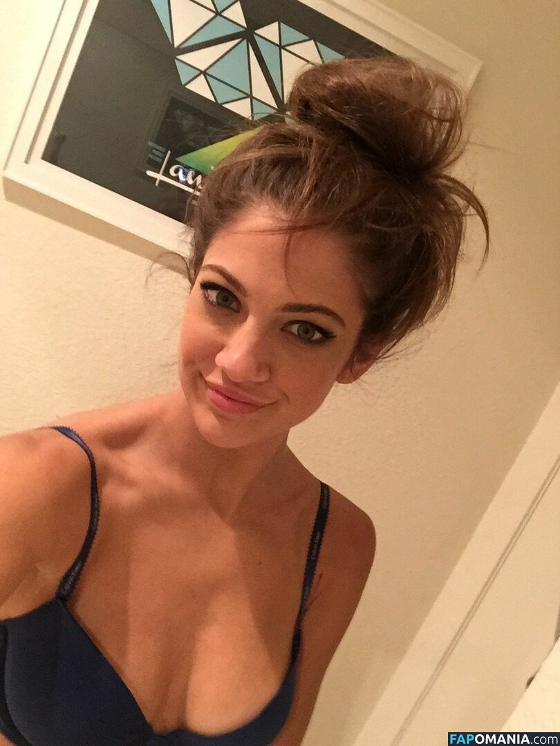 Mia Serafino Nu Foto vazada #41